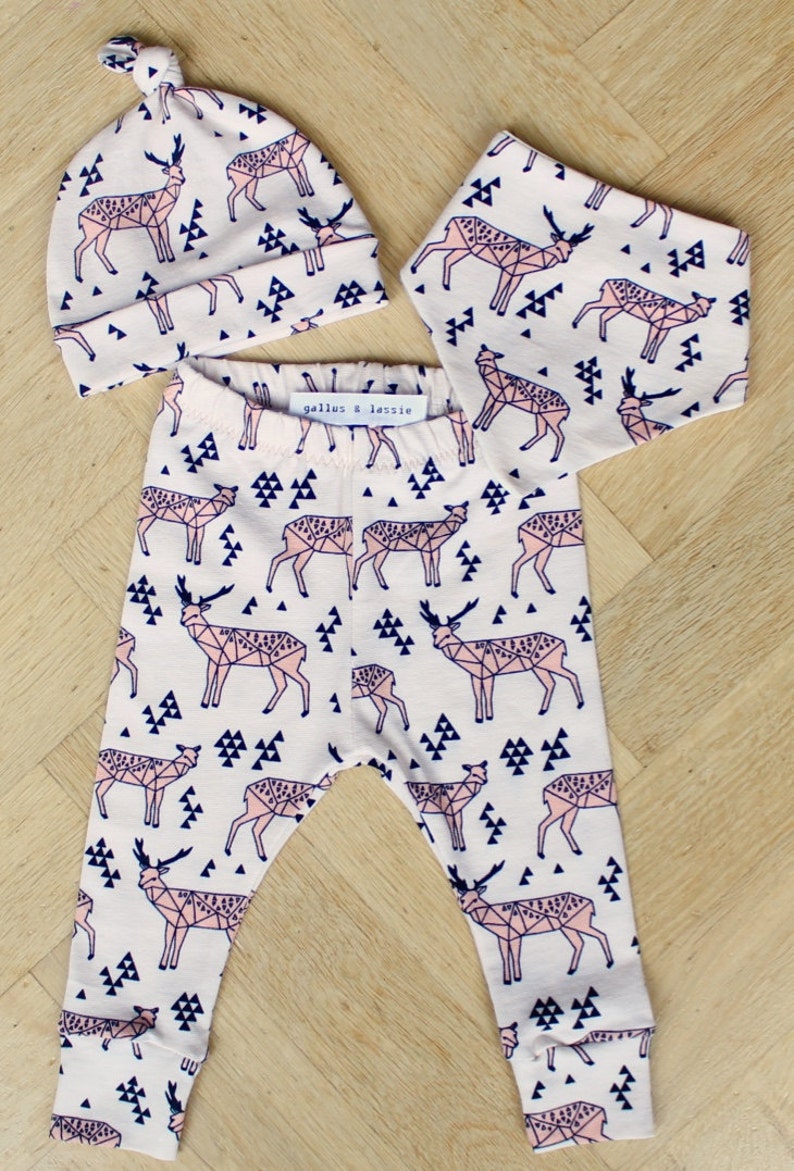 Baby girl leggings, organic baby leggings, baby gift set, baby gift for girl, handmade baby hat, geometric, gift set, deer leggings, deer image 2