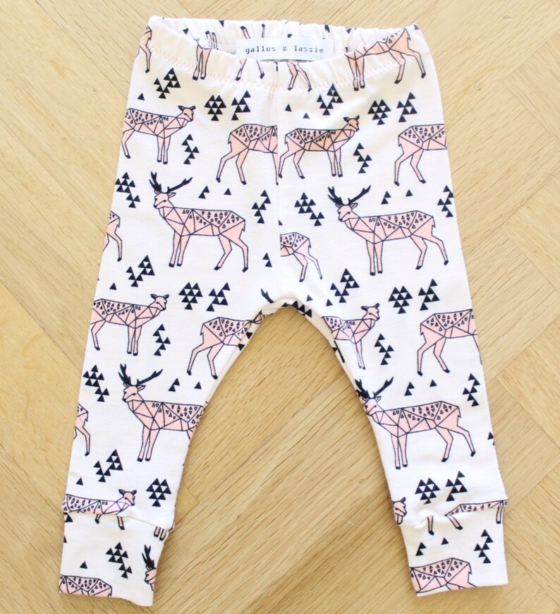 Baby girl leggings, organic baby leggings, baby gift set, baby gift for girl, handmade baby hat, geometric, gift set, deer leggings, deer image 3