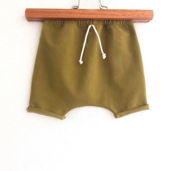 Green harem baby shorts, organic toddler shorts, green baby shorties, toddler harem shorts, green kids shorts, harem kids shorts