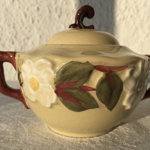 ON SALE! Vintage Stangl covered sugar and creamer White Dogwood 1964-1978