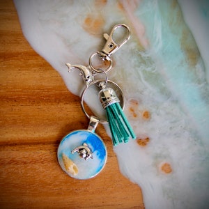 Small Beach Lover Gift Sea Turtle Hook Key Chain Seashell Keychain with Green Tassel Beach Keychain with Seahorse