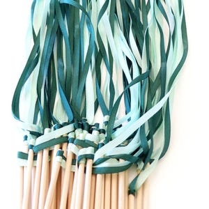 Personalized wedding ribbon wands - choice of colors - guest gifts - secular ceremony - wedding