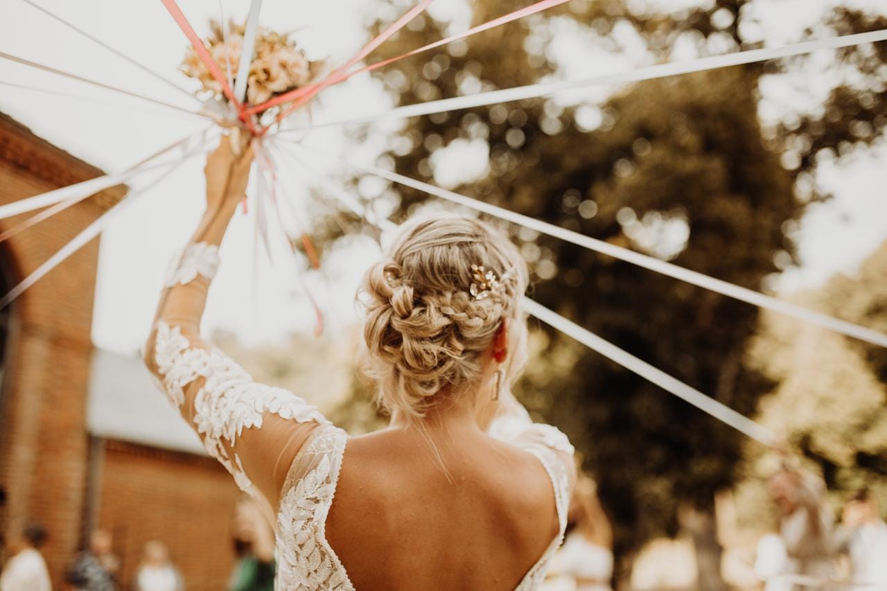 Ronde de rubans colorés pour bouquet – Personnalisez votre mariage