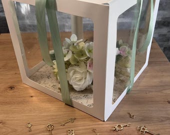 Nouveauté- Boîte décor personnalisé blanche pour jeu du cadenas- Exposition du bouquet de la mariée-Jarretière- Tombola- Choix du ruban