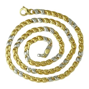 A Chunky Stunning Two Tone 18K Gold Necklace 18 In. 28.5 Grams