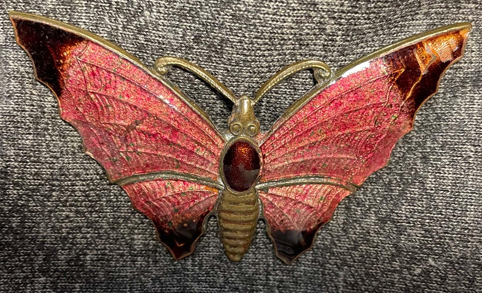 マリウス・ハンマー（ノルウェー、1847-1927）作のアール・ヌーヴォー