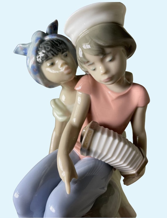 Lladro 6144 Caribbean Kiss Boy Girl Sailor Accordion Love - Etsy