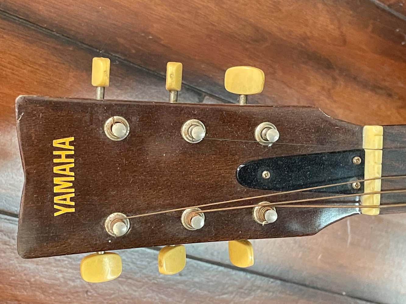 YAMAHA FG-75 Flattop GUITAR With Rare Nippon Gakki Japanese Red