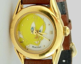 Vintage Lady's Gold Tone Warner Bros Tweety Bird Armitron Watch Wristwatch