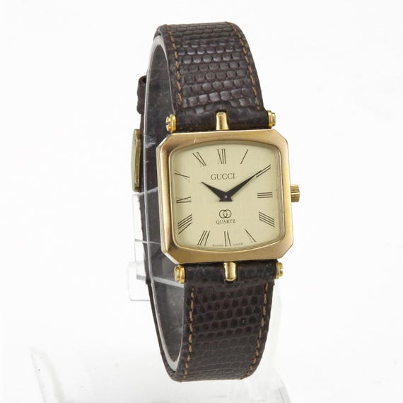 グッチ「シェリーライン」クォーツGPレディーススイス製25mmウォッチ