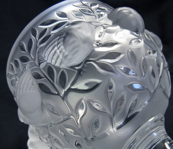 Lalique Elisabeth Vase Birds in Flight Frosted Crystal Bowl French
