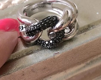 Swarovski Sterling Silver and Black Crystal Link Ring Size 7 / Euro (55)