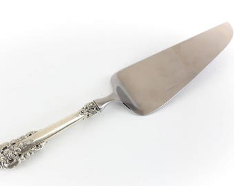 Wallace Grande Baroque Sterling Silver Pie & Cake Server with Stainless Blade in (Sterling,1941) Rounded Edge or Strait Edge