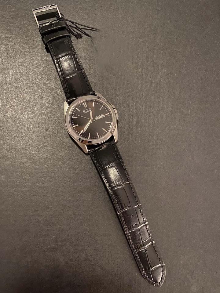 Men's 40mm. Citizen Black Dial 1102-s121990 Day Date Statement