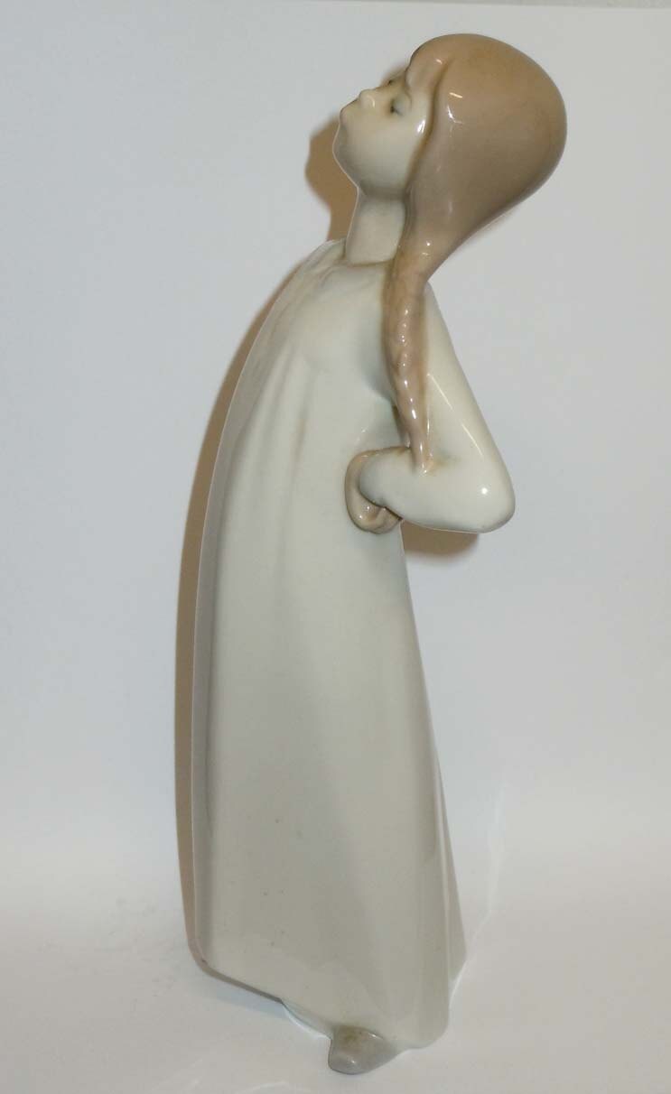 Lladro Girl With Hands Akimbo 4872 Porcelain Figurine - Etsy