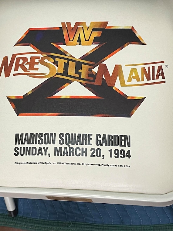 WWE WRESTLEMANIA23 サイン入り記念プレート WRESTLEMANIA 20 OF 40 YEARS INDIVIDUAL SIDE PLATES FROM SET