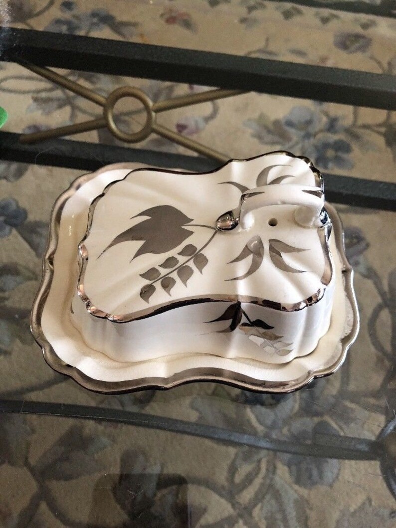 Lancaster /& Sandland English Ware Cheese Wedge Dish Silver Leaf Decor Hanley England