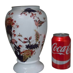 Vintage Coalport Bone China Hong Kong patroon bolvormige balustervaas goud verguld Imari palet vogels en bloemen
