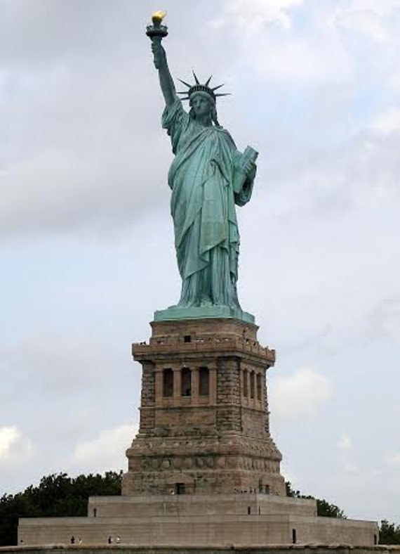 1981 New York Silver Collection Statue of Liberty Silver