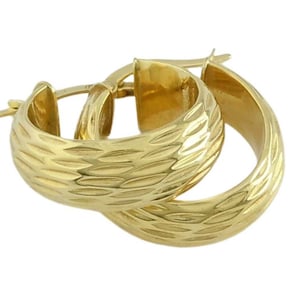 Wide 18K Yellow Italian Gold Diamond Cut Huggie Hoop Earrings 18K ITALY