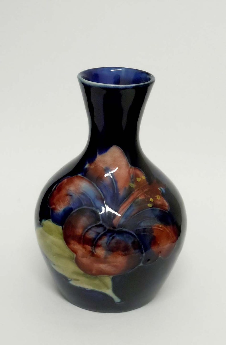 Moorcroft anglais England poterie Vase bourgeon Floral peint à Etsy