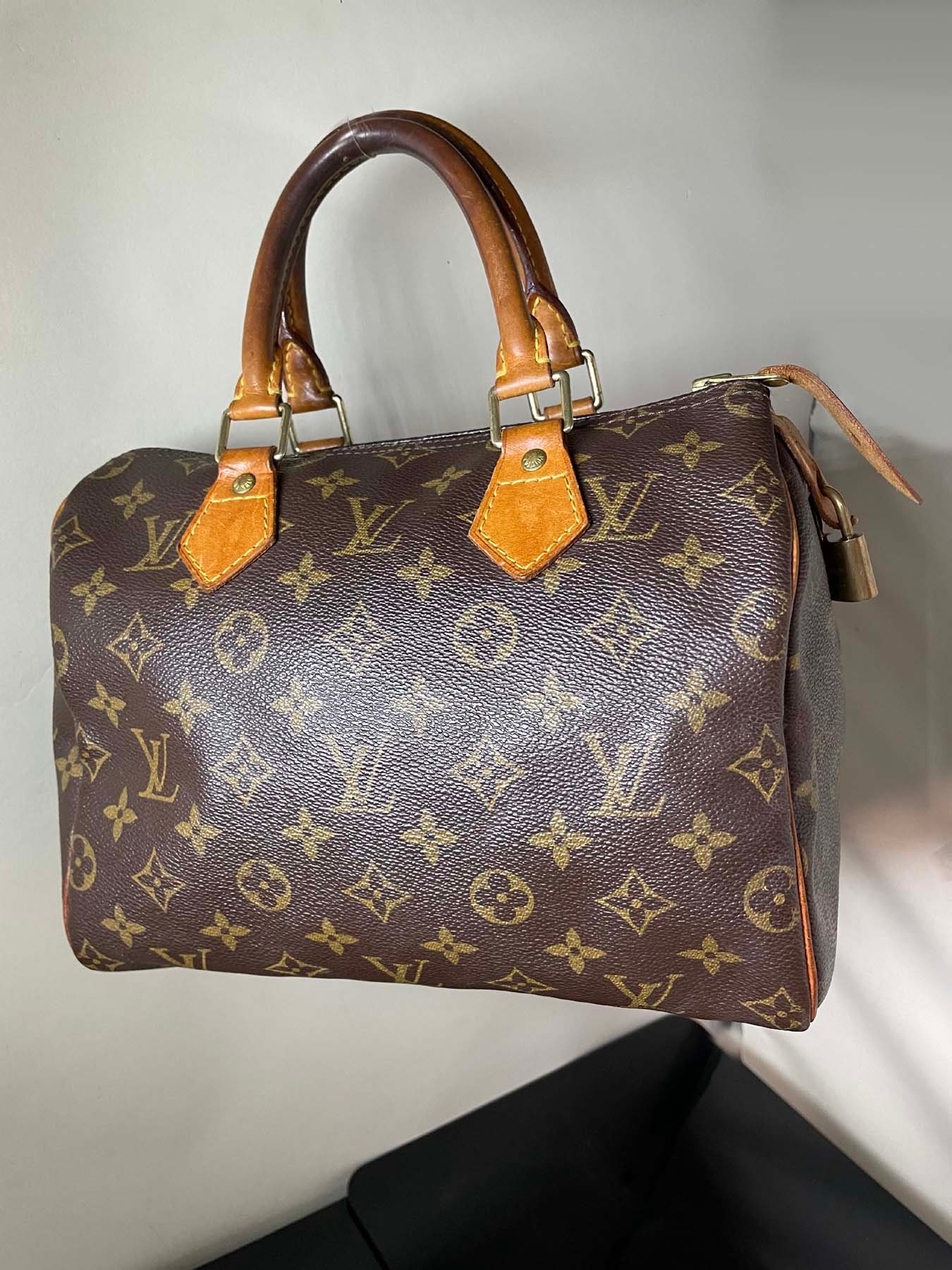 Louis Vuitton Speedy bag – Where to buy vintage and secondhand