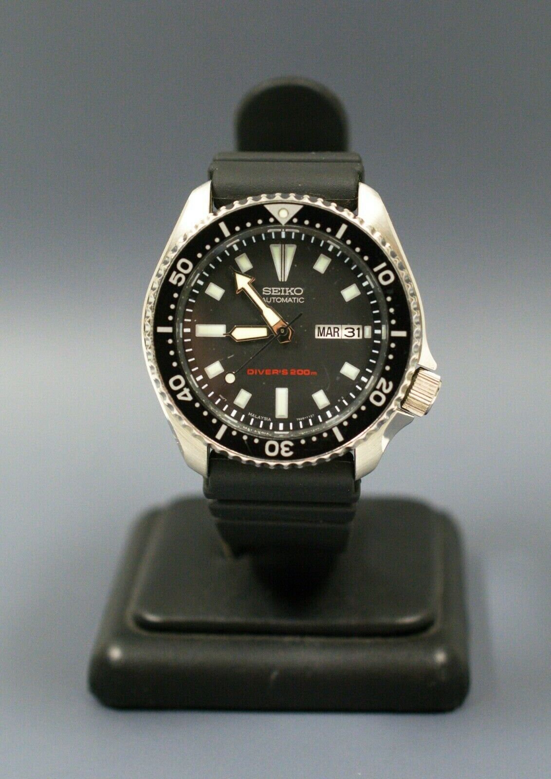 Men's 42mm. SEIKO 7S26-0028 Automatic Scuba Divers 200m Wristwatch