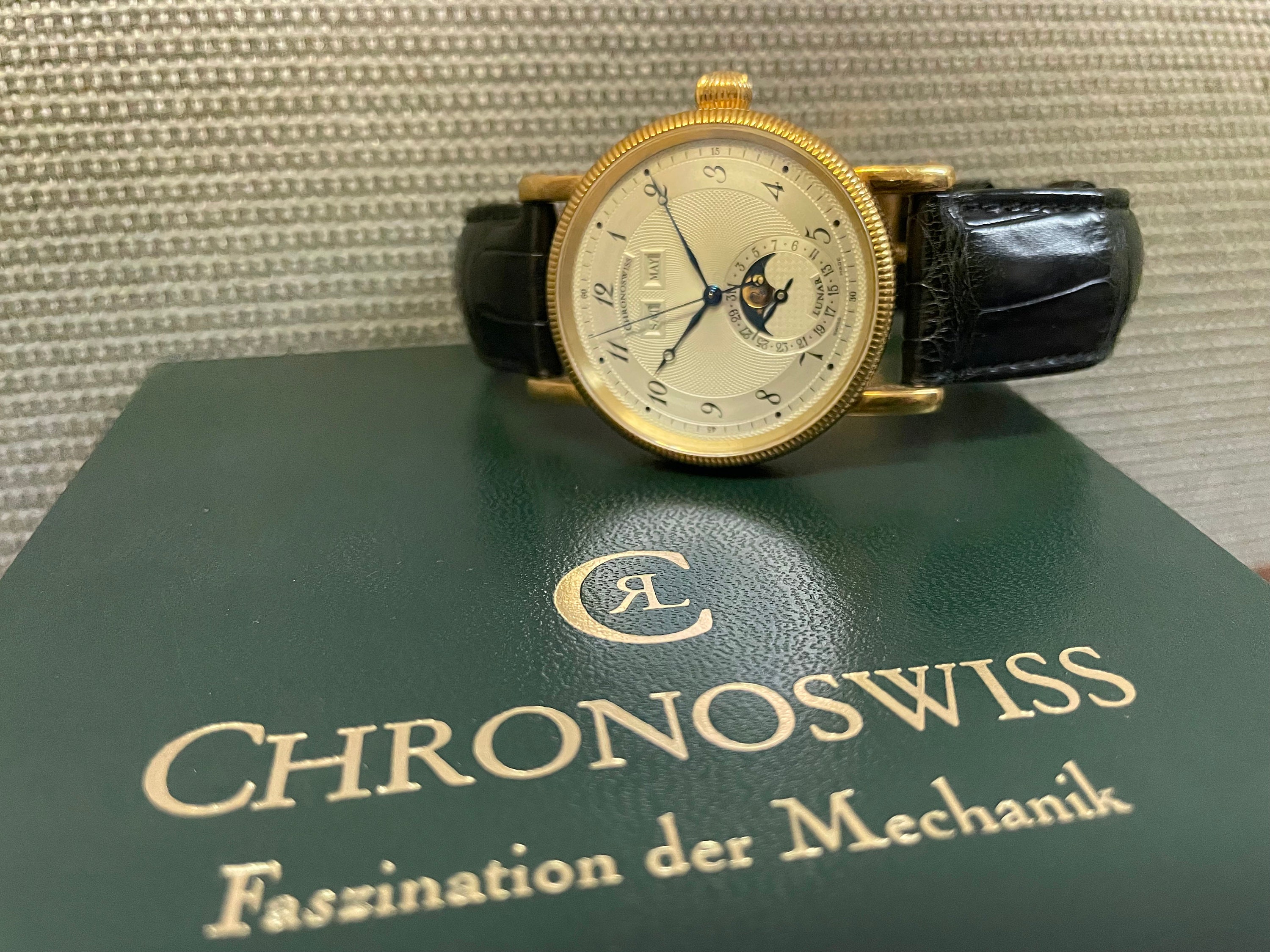 Men's 18K Yellow Gold Chronoswiss Luna Triple Calendar CH9321