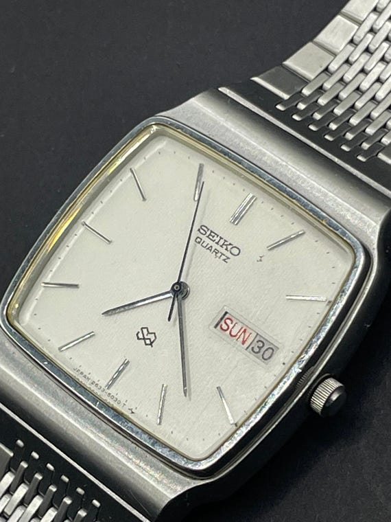 Vintage Mens Seiko 2633-5030 Day Date Quartz Watch With Original