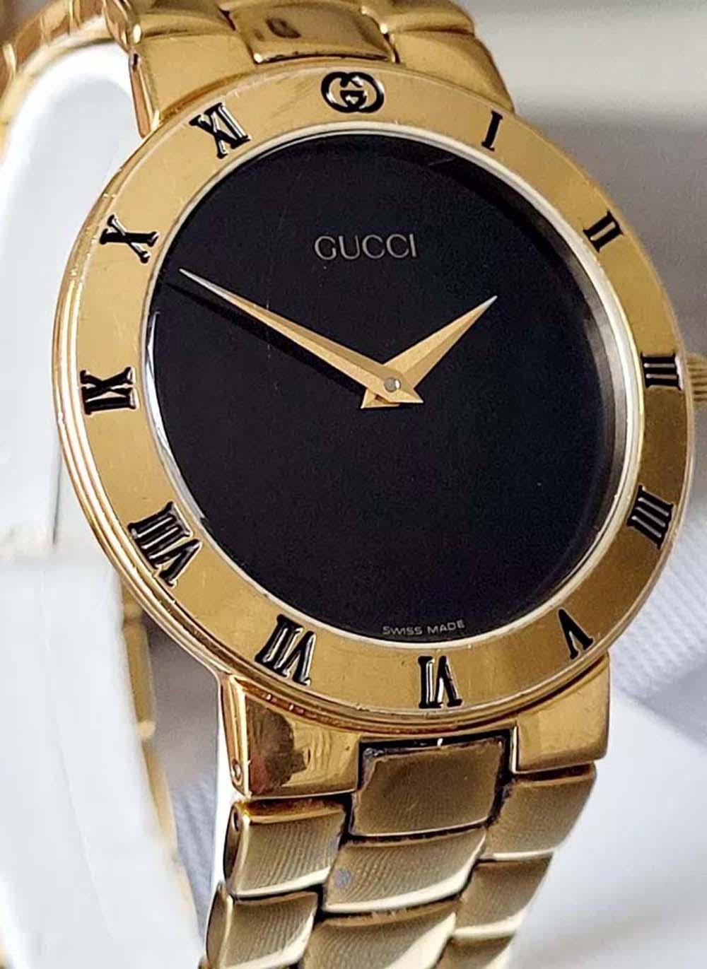 GUCCI(グッチ) 腕時計 3300.2.M メンズ ゴールド Gucci - Vintage Men's Gold Plated Quartz Watch - Ref. 3300.2.M