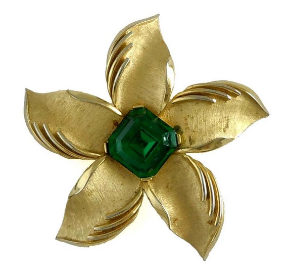 Vintage Trifari Flower Brooch Pin Satin Finish Flo