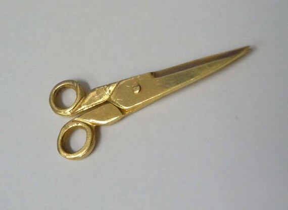 14kt Yellow Gold Movable 3D Scissor Charm Pendant