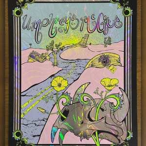 Könnte beinhalten: Gerahmtes Konzertposter mit holografischem Design. Das Kunstwerk zeigt einen Schädel mit gelben Blumen, eine Straße und den Bandnamen "Umphrey's McGee" in einer farbenfrohen, psychedelischen Schriftart. Der Hintergrund ist rosa und blau.