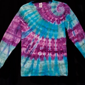 Tie-Dye Long Sleeve T-Shirt Unisex Ice-Dye Size Adult Small Purple Teal Green  Gildan 100% Cotton Spiral