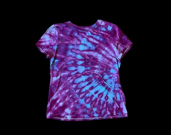 Tie-Dye T Shirt Size Youth Large (Runs small) Hand Dyed Purple Lavender Blue Fuchsia Pink Ice-Dyed Short Sleeve Unisex Side Spiral