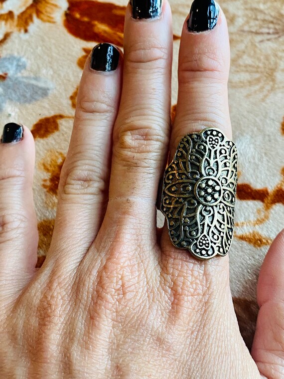 Vintage Engraved Silver Statement Ring - image 3