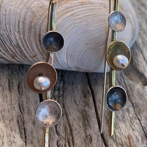 Mixed Metal 3 Pod Pearl Earrings