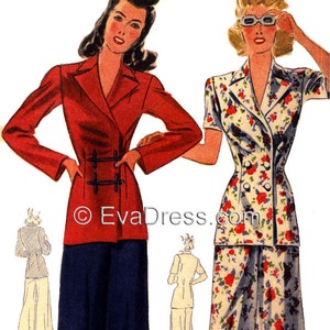 Puede incluir: Dos mujeres vistiendo atuendos vintage de estilo de los años 40. La mujer de la izquierda lleva una chaqueta roja con un cinturón negro y pantalones anchos de color azul marino. La mujer de la derecha lleva una chaqueta blanca con estampado floral y pantalones anchos a juego.  © EvaDress.com