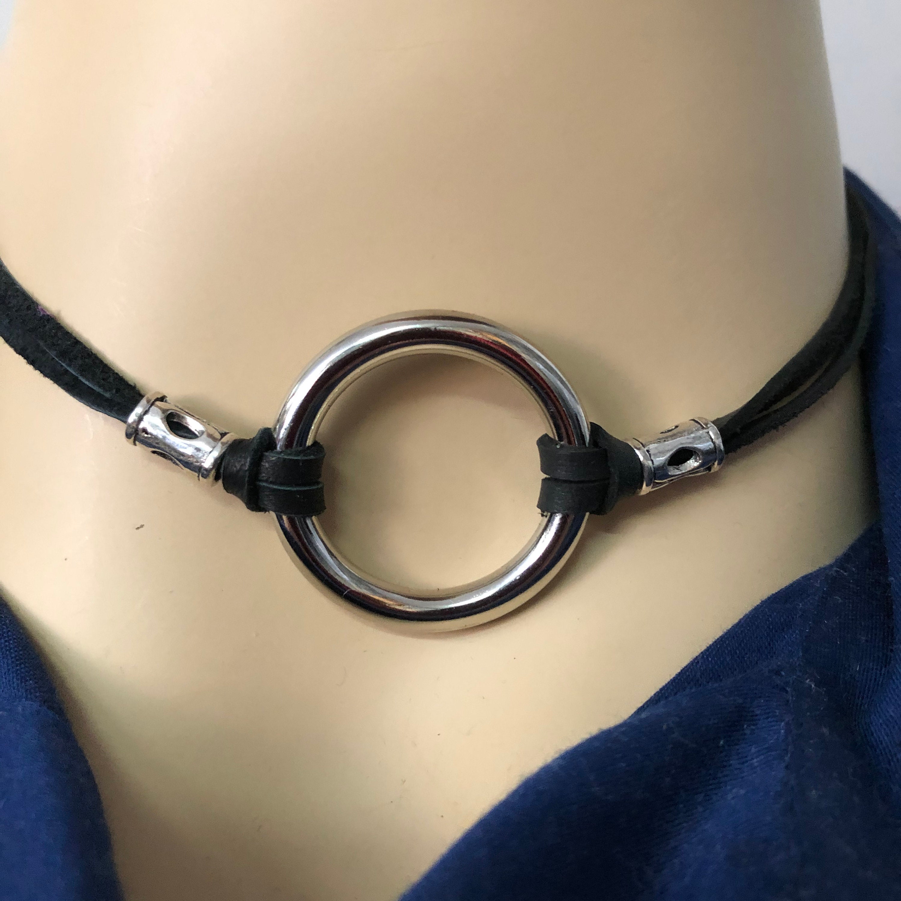 Bdsm Collar In Public