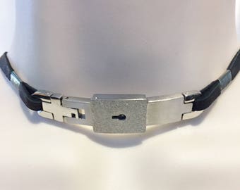 Steel Lock Leather Choker, Locking Day Collar with Key