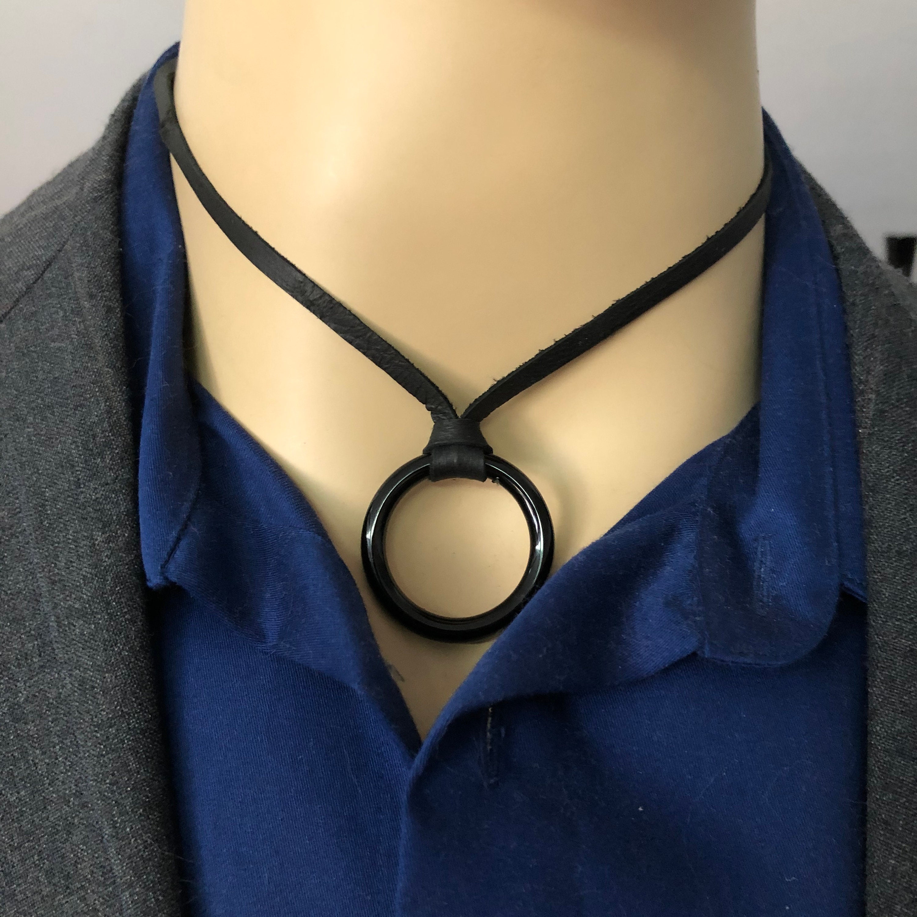 BDSM Day Collar for Women Public.