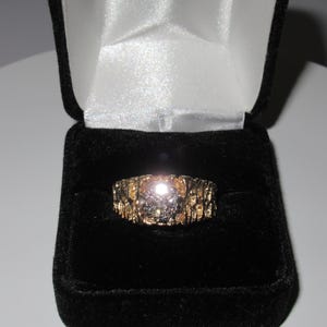 Vintage men&#39;s mens ring size 10, 14kt stamped gold and diamonds 7 stones total 1/4 to 1/3 carat weight