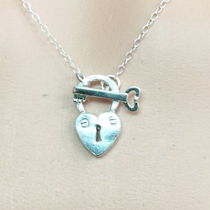 keyholder 925 sterling silver faux double heart padlock bar toggle front clasp key holder symbolic elegant necklace statement jewelry