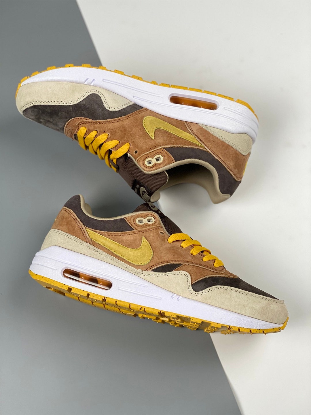 am1 shoes