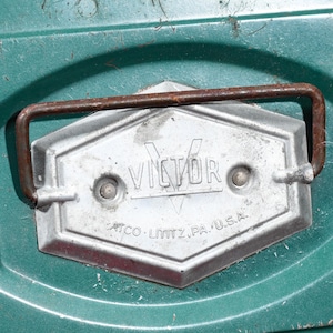 ANCIENNE BOÎTE PUBLICITAIRE Fer ANNÉES 50 EUR 12,90 - FR