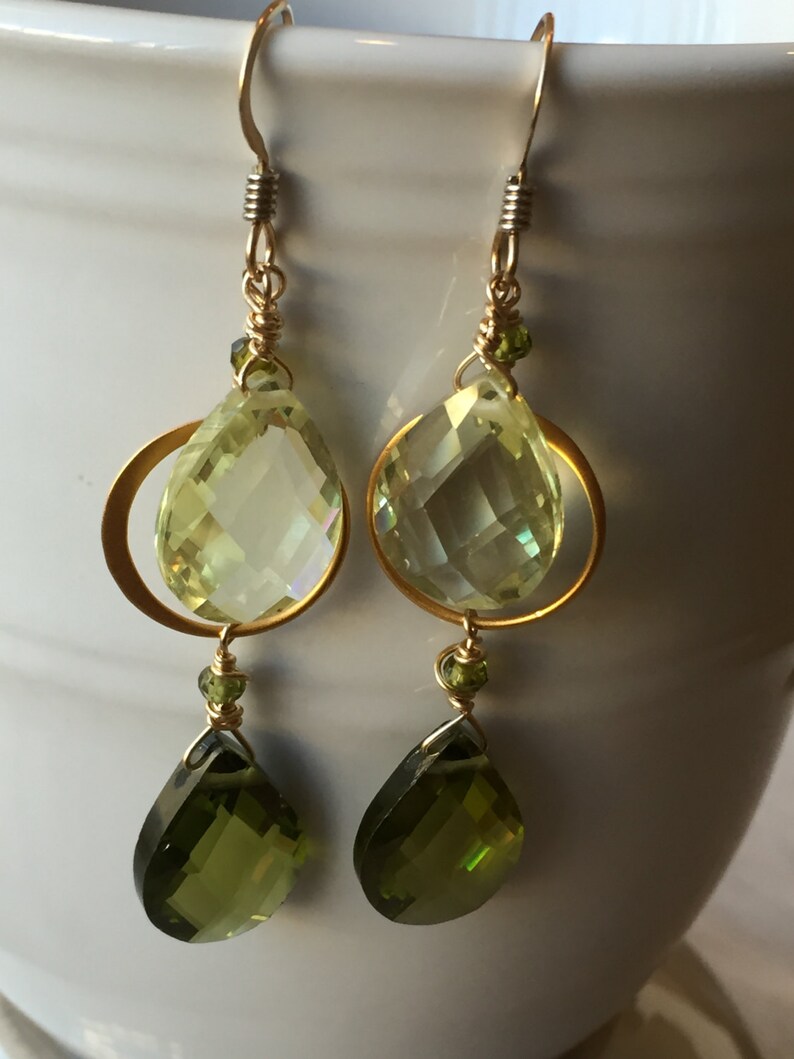 thumbnail image 2 of Lustrous 14K Gold Wholesale Cubic Zirconia Clip-On Teardrop Wedding Earrings - Mariell Bridal Jewelry & Wedding Accessories 2 of 12
