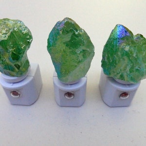 Green Apple Aura Quartz Crystal Chunks LED Gemstone Night Light with Light Sensor  -- Crystals//Minerals//Geodes