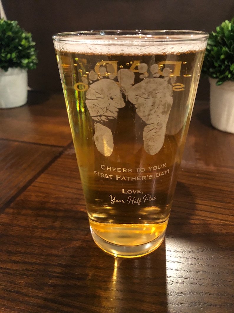 pint glass memorial gifts first time dad gift gifts for dad custom beer glass Baby footprints pint glasses beer glass handwriting