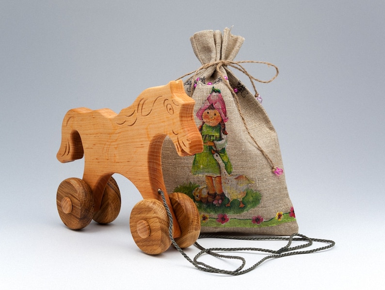 Handmade Toy Pull Rolling Horse Wooden Horse Toy Gifts For Kid Rolling Toy Push /& Pull Toy Eco Toy With Wheels Wood Baby Toys