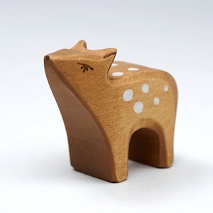 Waldorf Wooden Fawn - Roe Toys - Toy Deer - Wooden Animal Figurine - Waldorf Toys - Wooden Toy - Waldorf Toy - Natural Toys - Dadakacraft